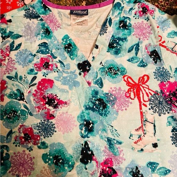 Lucky Owl & Ice Skates Scrub Top Bundle - Picture 6 of 6